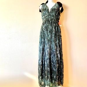 Arula Black & Silver Shimmer Shine Floral Sleeveless Maxi Dress